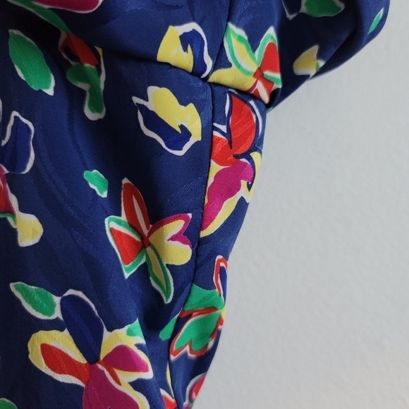 VTG Papéll Boutique Blue Bold Floral Button Up Top Blouse - Picture 5 of 8